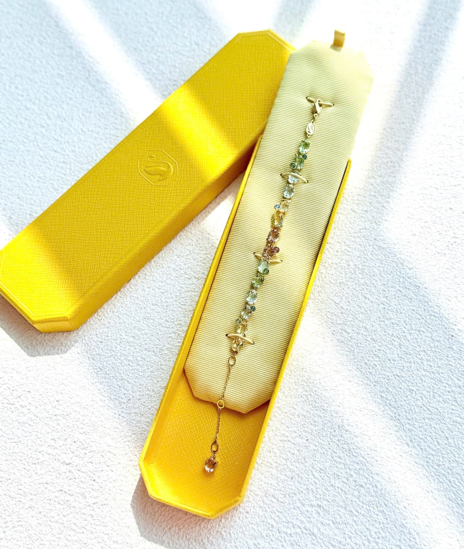 Gema pastel mới
