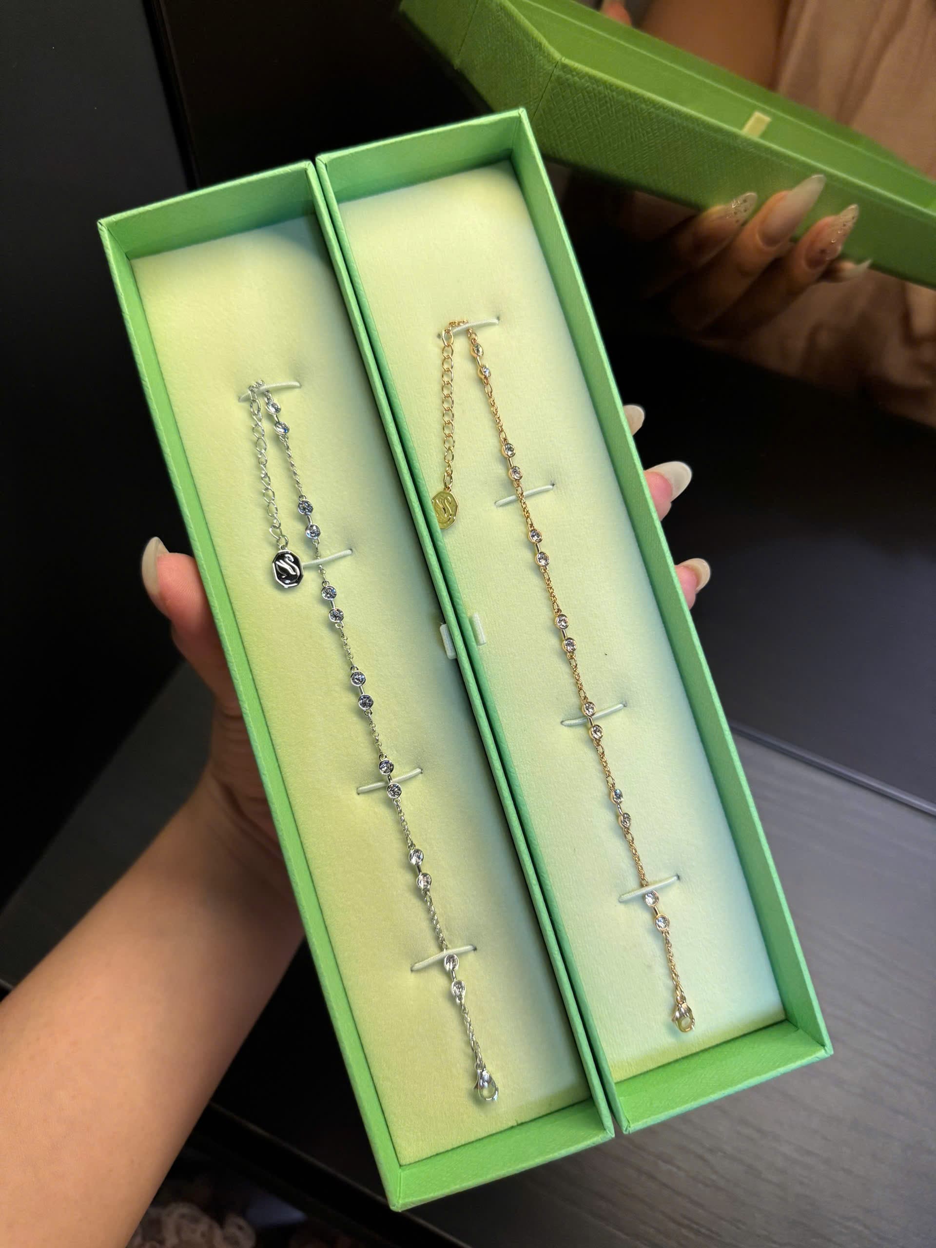 Lắc tay remix 2 màu 