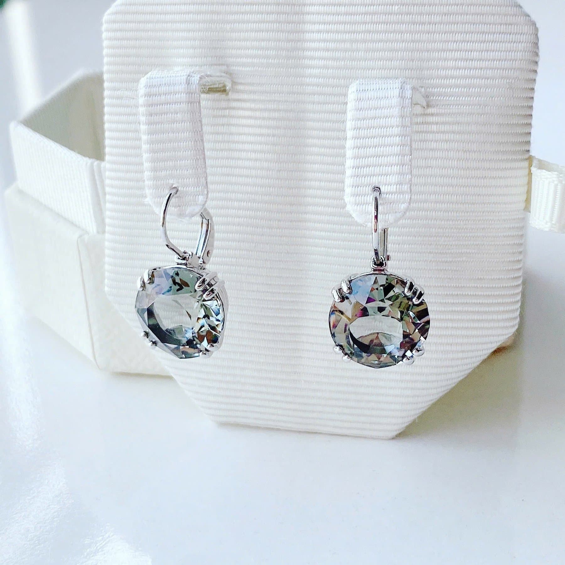 khuyên pha lê millenia- xám