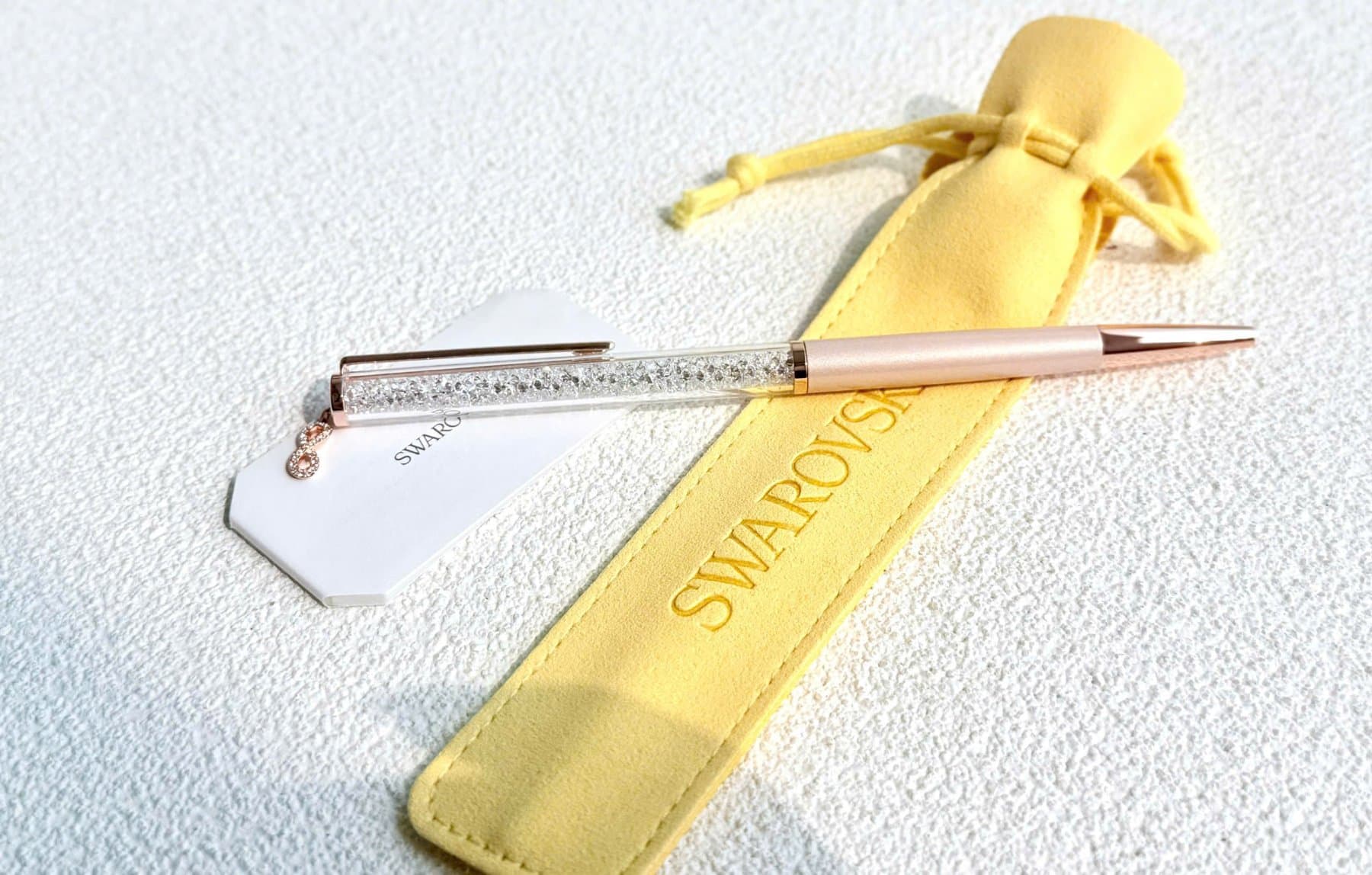 bút swarovski charm vô cực