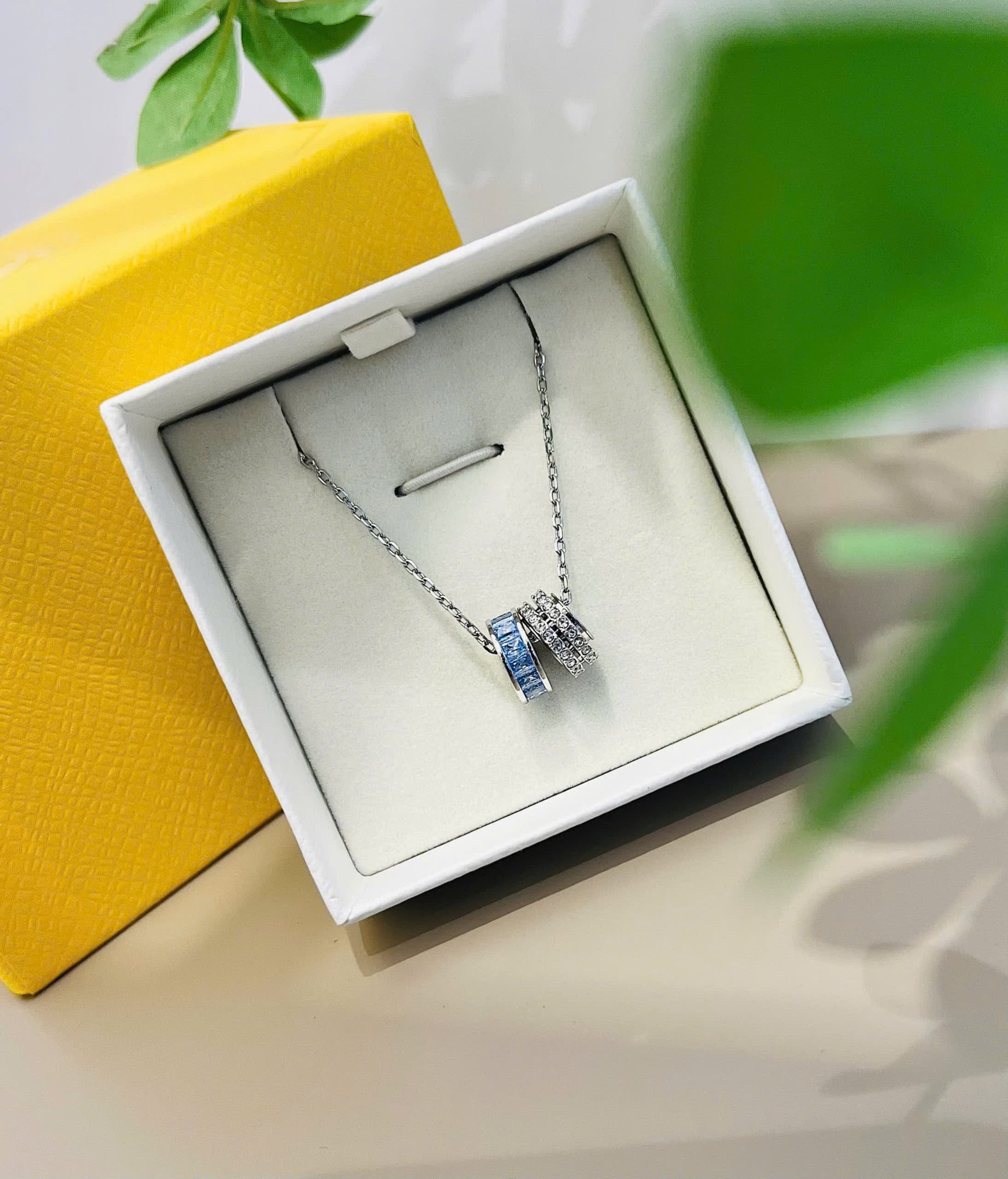 Dây chuyền connexus xanh nhỏ