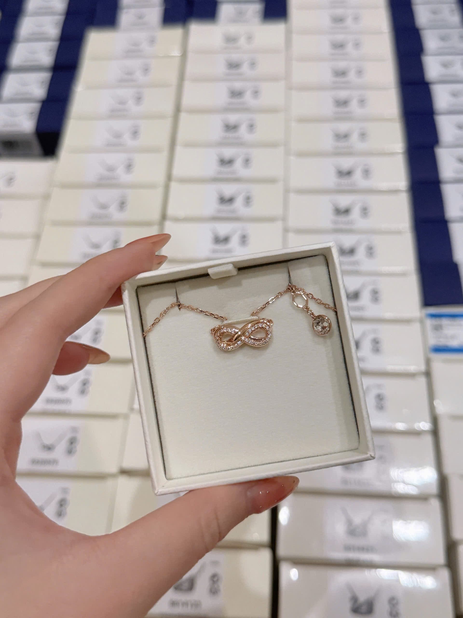 Dây chuyền hyperbola vô cực rose gold